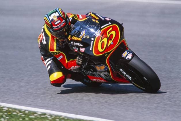 Archivbilder der Woche SPORT KW10 Loris Capirossi ITA, Motorsport, Aprilia 250, Motorrad Weltmeisterschaft, Jerez, Spanien, 03. Mai 1998, Europa Loris Capirossi ITA, Motorsport, Aprilia 250, Motorcycle World Championship, WM, Weltmeisterschaft Jerez, Spain, 03 May 1998, Europe Copyright: imageBROKER malafo hn iblmsl12684302.jpg Bitte beachten Sie die gesetzlichen Bestimmungen des deutschen Urheberrechtes hinsichtlich der Namensnennung des Fotografen im direkten Umfeld der Veröffentlichung Loris Capirossi (ITA), Motorsport, Aprilia 250, Motorrad Weltmeisterschaft, Jerez, Spanien, 03. Mai 1998, Europa Loris C imago images 0804310525