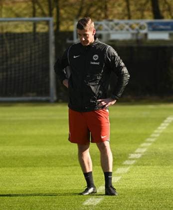 05.03.2025 Frankfurt am Main, Deutsche Bank Park Bundesliga Saison 2024 2025 Eintracht Frankfurt - Training Torwartrainer Jan Zimmermann Eintracht Frankfurt DFL DFB REGULATIONS PROHIBIT ANY USE OF PHOTOGRAPHS AS IMAGE SEQUENCES AND OR QUASI-VIDEO.
