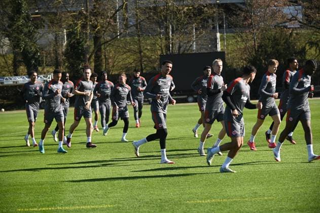 05.03.2025 Frankfurt am Main, Deutsche Bank Park Bundesliga Saison 2024 2025 Eintracht Frankfurt - Training leichtes Training und laufen - hier Hugo Ekitike (11, Eintracht Frankfurt) DFL DFB REGULATIONS PROHIBIT ANY USE OF PHOTOGRAPHS AS IMAGE SEQUENCES AND OR QUASI-VIDEO.