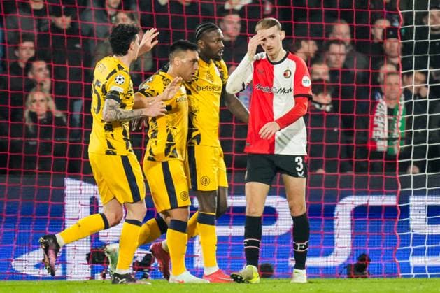 UEFA Champions League: Feyenoord v FC Inter Milan Rotterdam - Thomas Beelen of Feyenoord during the 1st leg of the round of 16 of new format of the Champions League 2024 2025. The match is set between Feyenoord and FC Inter Milan at Stadion Feijenoord De Kuip on 5 March 2025 in Rotterdam, The Netherlands. Copyright: xYannickxVerhoevenx