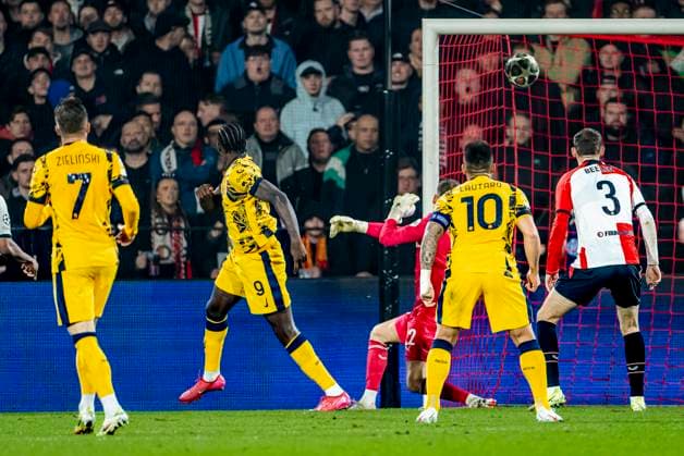 FC Internazionale Milan forwarder Marcus Thuram scores the 0-1 during the match Feyenoord - Inter at the Stadium De Kuip for the UEFA Champions League - Round of 16 - 1st leg season 2024-2025 in ROTTERDAM, Netherlands on 5 march 2025, (photo by Marcel van Dorst EYE4images DeFodi Images)