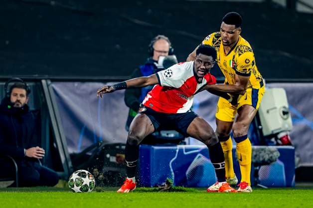 Feyenoord Rotterdam forwarder Ibrahim Osman, FC Internazionale Milan defender Denzel Dumfries during the match Feyenoord - Inter at the Stadium De Kuip for the UEFA Champions League - Round of 16 - 1st leg season 2024-2025 in ROTTERDAM, Netherlands on 5 march 2025, (photo by Marcel van Dorst EYE4images DeFodi Images)