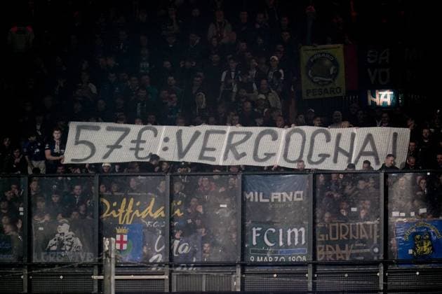 ROTTERDAM, 05-03-25, Stadium de Kuip, Champions League, 2024 2025, Feyenoord - Feyenoord Inter Milan, Fans of Inter Milan in away stand with banner Feyenoord Inter Milan  x28179501x Copyright: