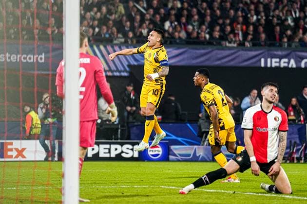 2025-03-05 Feyenoord v FC Internazionale Milano - UEFA Champions League 2024 25 Round of 16 First Leg ROTTERDAM, NETHERLANDS - MARCH 5: Lautaro Martinez of FC Internazionale Milano celebrates the second goal during the UEFA Champions League 2024 25 Round of 16 First Leg match between Feyenoord and FC Internazionale Milano at Stadion Feijenoord on March 5, 2025 in Rotterdam, Netherlands. Rotterdam Stadion Feijenoord Netherlands Content not available for redistribution in The Netherlands directly or indirectly through any third parties. Copyright: xJorisxVerwijstx