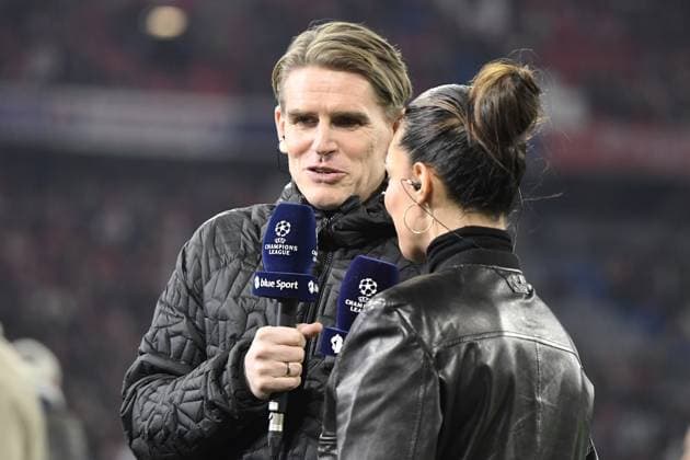 05.03.2025, xemx, Fussball UEFA Champions League, FC Bayern Muenchen - Bayer 04 Leverkusen v.l. Sportdirektor Christoph Freund (Bayern Muenchen) im Interview bei Blue und Moderatorin Valentina Maceri (DFL DFB REGULATIONS PROHIBIT ANY USE OF PHOTOGRAPHS as IMAGE SEQUENCES and or QUASI-VIDEO) Muenchen