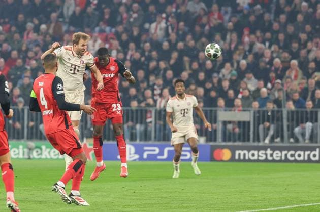 Harry Kane 9 (FC Bayern Muenchen) trifft das Tor zum 1:0 per Kopfball, FC Bayern Muenchen vs. Bayer 04 Leverkusen, Fussball, Champions League, Achtelfinale, Hinspiel, 05.03.2025 Muenchen Bayern Deutschland