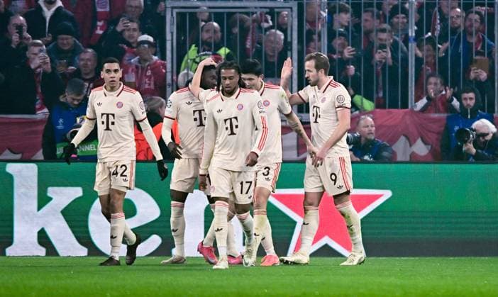 Harry Kane (FC Bayern Muenchen) celebrates his first goal with his teammates during the UEFA Champions League 2024 25 Round of 16 First Leg match between FC Bayern München and Bayer 04 Leverkusen at Allianz Arena on March 5, 2025 in Munich, Germany. (Photo by Silas Schueller DeFodi Images)