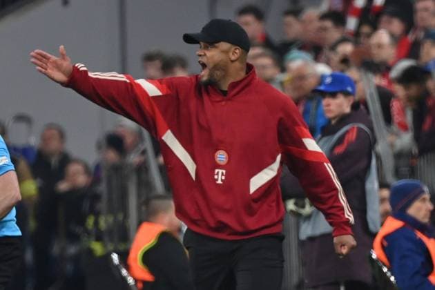 05.03.2025, xjrdrx, Fussball UEFA Champions League, FC Bayern Muenchen - Bayer 04 Leverkusen v.l. Trainer head coach Vincent Kompany (FC Bayern Muenchen) gibt Anweisungen, gestikuliert, mit den Armen gestikulieren gives instructions, gesticulate (DFL DFB REGULATIONS PROHIBIT ANY USE OF PHOTOGRAPHS as IMAGE SEQUENCES and or QUASI-VIDEO) Muenchen