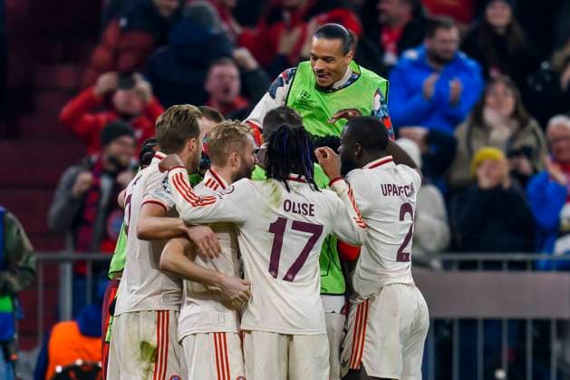 GER, UEFA CL, Achtelfinale Spiel 1, FC Bayern Muenchen (GER) vs Bayer 04 Leverkusen (GER) 05.03.2025, Allianz Arena, Muenchen, GER, UEFA CL, Achtelfinale Spiel 1, FC Bayern Muenchen (GER) vs Bayer 04 Leverkusen (GER), UEFA regulations prohibit any use of photographs as image sequences and or quasi-video, im Bild Jubel nach dem Tor zum 2-0 durch Jamal Musiala (FCB 42) mit Alphonso Davies (FCB 19) Leroy SanŽ Sane (FCB 10) Michael Olise (FCB 17) Dayot Upamecano (FCB 2) Harry Kane (FCB 9)