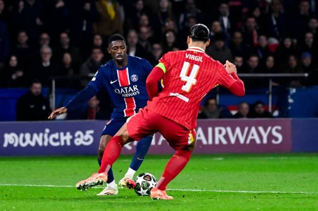 FOOTBALL : PSG vs Liverpool - Ligue des Champions - 05 03 2025 Ousmane DEMBELE ( 10 - PSG ) and Virgil van Dijk ( 4 - Liverpool ) during the UEFA Champions League match between Paris Saint Germain and Liverpool FC at Parc Des Princes on March 05 , 2025 in Paris, France. ( Photo by Dante Badano PsnewZ ) - ParisFrance  Copyright: xDantexBadanox