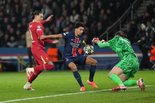 A mad scramble in the penalty area as Darwin Nunez of Liverpool, Marquinhos of PSG and Gianluigi Donnarumma of PSG all compete for a loose ball Paris Saint-Germain v Liverpool, UEFA Champions League, Round of 16, First Leg, Football, Parc des Princes, Paris, France - 05 Mar 2025 EDITORIAL USE ONLY No use with unauthorised audio, video, data, fixture lists, club league logos or live services. Online in-match use limited to 120 images, no video emulation. No use in betting, games or single club league player publications. Copyright: xDavexWinter Shutterstockx 15178313bl