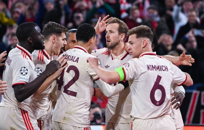 goal celebration of FC Bayern Muenchen after the second goal by Harry Kane (FC Bayern Muenchen) during the UEFA Champions League 2024 25 Round of 16 First Leg match between FC Bayern München and Bayer 04 Leverkusen at Allianz Arena on March 5, 2025 in Munich, Germany. (Photo by Silas Schueller DeFodi Images)
