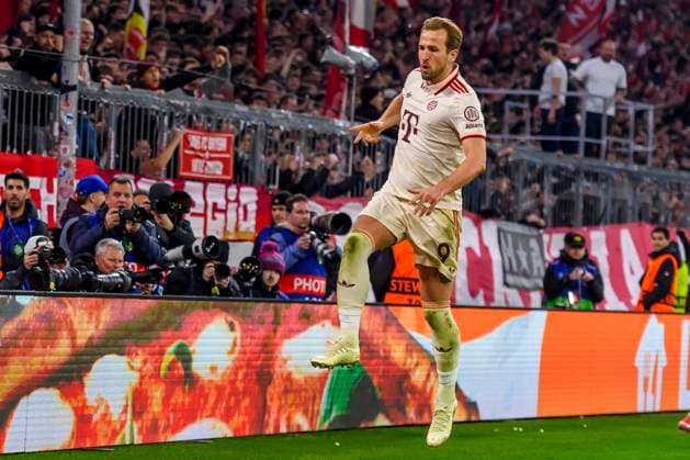 GER, UEFA CL, Achtelfinale Spiel 1, FC Bayern Muenchen (GER) vs Bayer 04 Leverkusen (GER) 05.03.2025, Allianz Arena, Muenchen, GER, UEFA CL, Achtelfinale Spiel 1, FC Bayern Muenchen (GER) vs Bayer 04 Leverkusen (GER), UEFA regulations prohibit any use of photographs as image sequences and or quasi-video, im Bild Jubel nach dem Tor zum 3-0 durch Harry Kane (FCB 9) mit Joshua Kimmich (FCB 6)