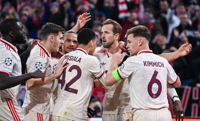 Harry Kane (FC Bayern Muenchen), Joshua Kimmich (FC Bayern Muenchen), Jamal Musiala (FC Bayern Muenchen), Josip Stanisic (FC Bayern Muenchen), Dayot Upamecano (FC Bayern Muenchen) und Leroy Sane (FC Bayern Muenchen) celebrate their team s third goal goal during the UEFA Champions League 2024 25 Round of 16 First Leg match between FC Bayern München and Bayer 04 Leverkusen at Allianz Arena on March 5, 2025 in Munich, Germany. (Photo by Silas Schueller DeFodi Images)
