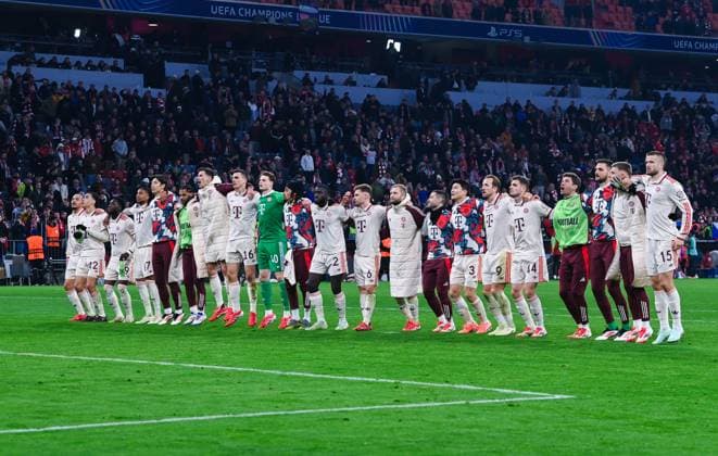 Players of FC Bayern Muenchen celebrate the win after the UEFA Champions League 2024 25 Round of 16 First Leg match between FC Bayern München and Bayer 04 Leverkusen at Allianz Arena on March 5, 2025 in Munich, Germany. (Photo by Silas Schueller DeFodi Images)