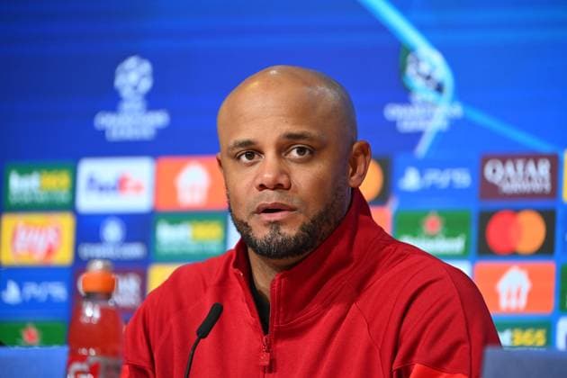 Trainer Vincent KOMPANY (Bayern Muenchen), Einzelbild,angeschnittenes Einzelmotiv,Portraet,Portrait,Porträt. PRESSEKONFERENZ. Fussball Champions League Achtelfinale FC Bayern Muenchen - Bayer 04 Leverkusen 3-0 am 05.03.2025 , A L L I A N Z A R E N A.