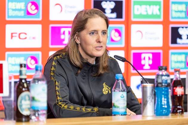 Pressekonferenz 1. FC Köln, 06.03.2025 Britta Carlson bei der Pressekonferenz des 1. FC Köln, am 06.03.2025, RheinEnergie-Stadion, Köln.