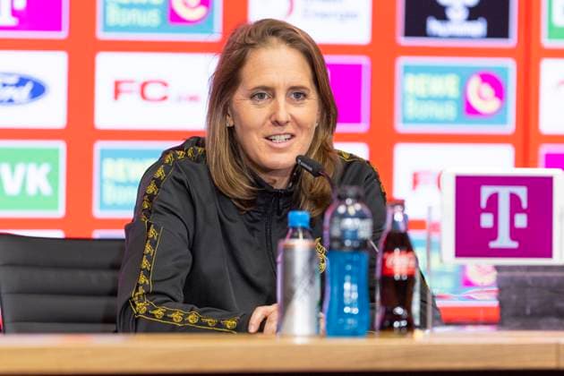 Pressekonferenz 1. FC Köln, 06.03.2025 Britta Carlson bei der Pressekonferenz des 1. FC Köln, am 06.03.2025, RheinEnergie-Stadion, Köln.