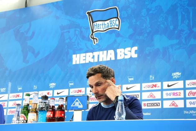 DEU, DFL, 2. FBL Hertha BSC, PK, 06.03.2025, Sportforum, Berlin, DEU, DFL, 2. FBL Hertha BSC, PK, im Bild Cheftrainer Stefan Leitl (Hertha BSC Berlin) DFL - regulations prohibit any use of Photographs as image sequences and or quasi-video Foto: Juergen Engler nordphoto GmbH