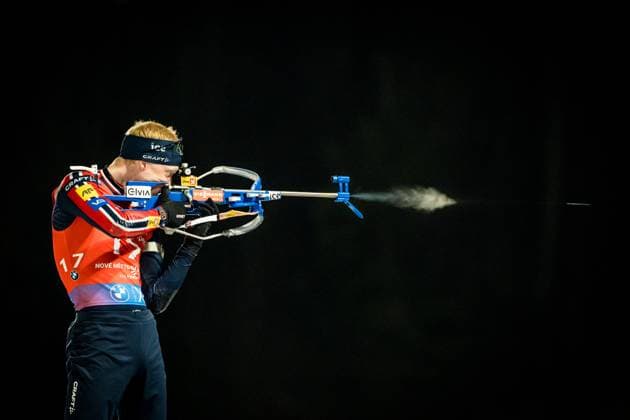 Bilder des Jahres 2025, Sport 03 März Sport Themen der Woche KW10 Sport Bilder des Tages Johannes Thingnes Bo from Norway competes in men s 10 km sprint during the IBU World Cup Biathlon 2025 in Nove Mesto na Morave, Czech Republic, on March 6, 2025. (CTKxPhoto JaroslavxSvoboda) CTKPhotoP2025030608950  CTKPhotoP2025030608950