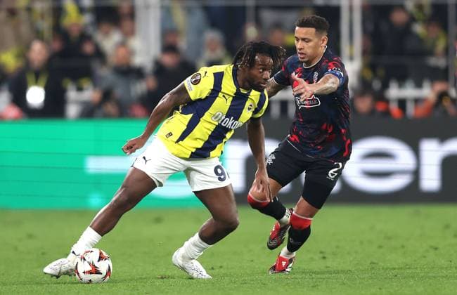 Allan Saint-Maximin of Fenerbahce and James Tavernier of Rangers in action Fenerbahce v Rangers, UEFA Europa League, Round of 16, First Leg, Football, Sukru Saracoglu Stadium, Istanbul, Turkiye - 06 Mar 2025 EDITORIAL USE ONLY No use with unauthorised audio, video, data, fixture lists, club league logos or live services. Online in-match use limited to 120 images, no video emulation. No use in betting, games or single club league player publications. Copyright: xRaddadxJebarah Shutterstockx 15180156bc