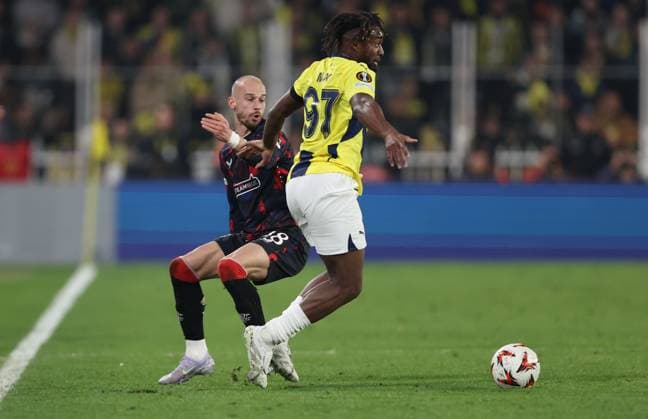 Vaclav Cerný of Rangers and Allan Saint-Maximin of Fenerbahce in action Fenerbahce v Rangers, UEFA Europa League, Round of 16, First Leg, Football, Sukru Saracoglu Stadium, Istanbul, Turkiye - 06 Mar 2025 EDITORIAL USE ONLY No use with unauthorised audio, video, data, fixture lists, club league logos or live services. Online in-match use limited to 120 images, no video emulation. No use in betting, games or single club league player publications. Copyright: xRaddadxJebarah Shutterstockx 15180156bf