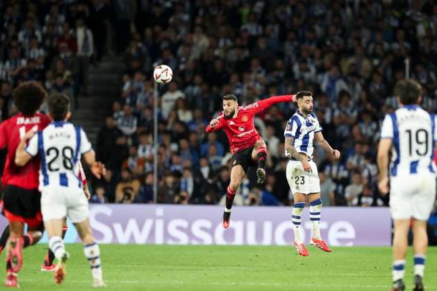 Real Sociedad v Manchester United, ManU FC Manchester United defender Noussair Mazraoui (3) heads the ball Real Sociedad midfielder Brais Mendez (23) during the Real Sociedad v Manchester United FC UEFA Europa League Round of 16 1st leg match at the Reale Arena, Donostia-San Sebastian, Spain on 6 March 2025 Credit: Phil Duncan Every Second Media Editorial use only. All images are copyright Every Second Media Limited. No images may be reproduced without prior permission. Copyright: xIMAGO EveryxSecondxMediax ESM-1354-0038 PhilxDuncanx xEveryxSecondxMediax