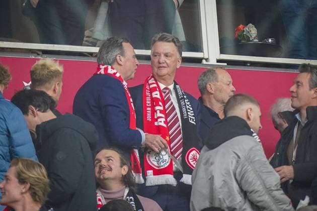 Fussball UEFA Europa League 2024 2025, Achtelfinale - Ajax Amsterdam vs. Eintracht Frankfurt - Johan Cruijff ArenA (Amsterdam, Niederlande): Louis van Gaal Copyright: xJOERANxSTEINSIEKx