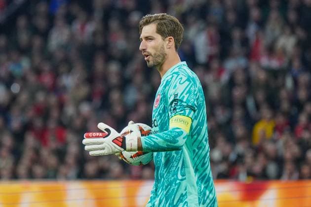 Fussball UEFA Europa League 2024 2025, Achtelfinale - Ajax Amsterdam vs. Eintracht Frankfurt - Johan Cruijff ArenA (Amsterdam, Niederlande): Kevin Trapp (Eintracht Frankfurt, 1) Copyright: xJOERANxSTEINSIEKx