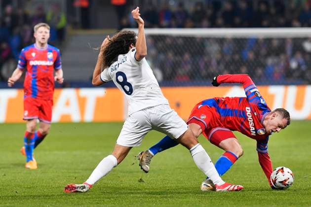 L-R in front Matteo Guendouzi (Lazio) and Matej Vydra (Plzen) in action during the UEFA Europa League, semi-finals opening match: FC Viktoria Plzen vs Lazio, in Pilsen, Czech Republic, on March 6, 2025. (CTKxPhoto MiroslavxChaloupka) CTKPhotoP2025030609901  CTKPhotoP2025030609901