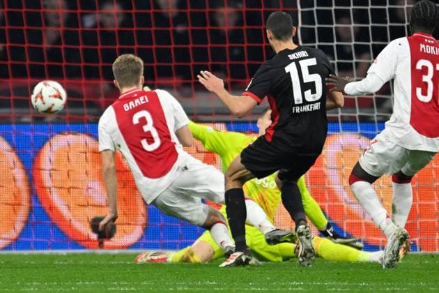 Amsterdam, Johan Cruijff Arena, 06.03.25, NLD, Herren, UEFA Europa League, Saison 2024-2025, Ajax Amsterdam - Eintracht Frankfurt Bild: Ellyes SKHIRI (Frankfurt) macht das Tor zum 1:2 UEFA regulations prohibit any use of photographs as image sequences and or quasi-video. Nordholland Niederlande