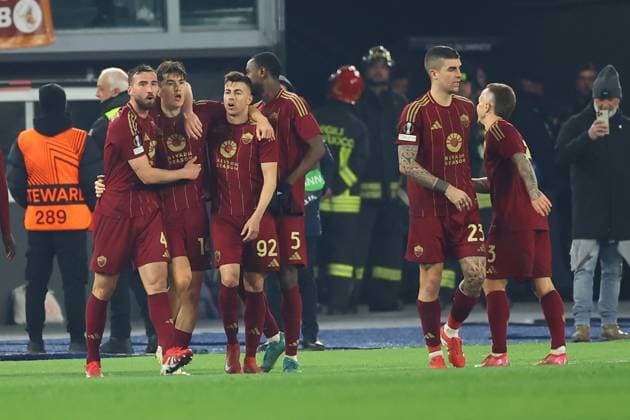 March 6, 2025, Rome, Lazio, Italy: RomaÃ¢â‚¬â ¢s Eldor Shomurodov celebrates after scoring their second gol during the UEFA Europa League 2024 25 League Round of 16 first leg match between AS Roma and FC Athletic Club Bilbao at Stadio Olimpico on March 5, 2024 in Rome, Italy Rome Italy - ZUMAl131 20250306_zsp_l131_050 Copyright: xCiroxDexLucax