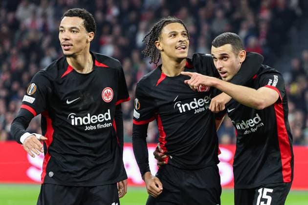 UEFA Europa League - Ajax Amsterdam - Eintracht Frankfurt am 06.03.2025 in der Johan Cruijff ArenA in Amsterdam Jubel, Torjubel, Torschuetze, Torschütze Ellyes Skhiri (Frankfurt 15) jubelt nach seinem Tor zum 1 zu 2 mit Jean Matteo Bahoya (Frankfurt 19) und Hugo Ekitike (Frankfurt 11)