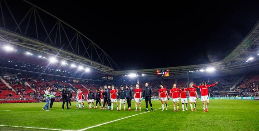 Celebration after the match AZ - Tottenham at the AFAS stadium for the UEFA Europa League - Round of 16 - 1st leg season 2024-2025 in ALKMAAR, Netherlands on 6 march 2025, (photo by Jules van Iperen EYE4images DeFodi Images)