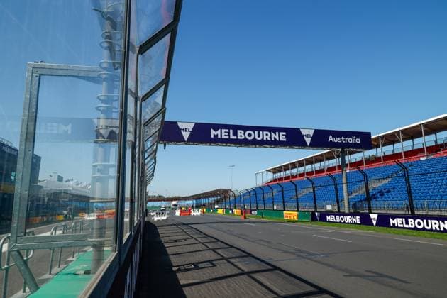 March 7, 2025, Melbourne, Victoria, Australia: Track preparations are underway at the Albert Park Grand Prix Circuit for the 2025 Australian Formula One Grand Prix, taking place from March 13 to March 16. Melbourne Australia - ZUMAs197 20250307_aaa_s197_024 Copyright: xGeorgexHitchensx
