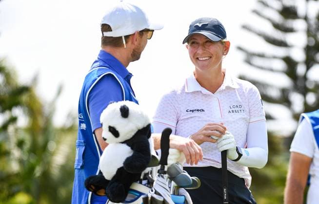 (250307) -- LINGSHUI, March 7, 2025 -- Bailey Tardy (R) of the United States reacts during the second round of the Blue Bay LPGA, Golf Damen golf tournament in Lingshui, south China s Hainan Province, March 7, 2025. ) (SP)CHINA-LINGSHUI-GOLF-BLUE BAY LPGA (CN) YangxGuanyu 