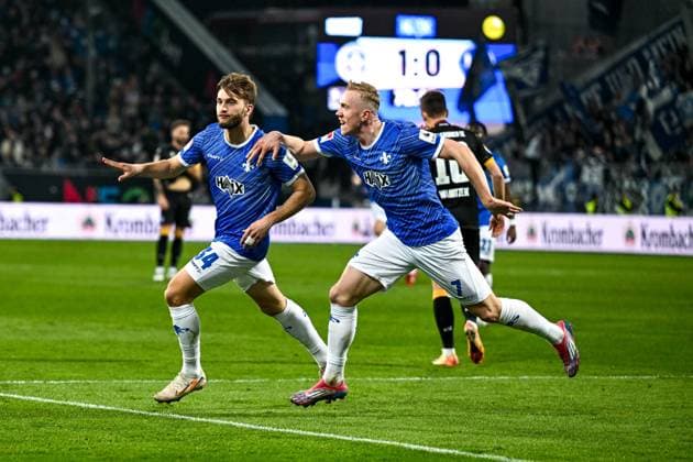 Killian Corredor (SV Darmstadt 98, 34) und Isac Lidberg (SV Darmstadt 98, 07) bejubeln das Tor zum 2:0, GER, SV Darmstadt 98 vs. Karlsruher SC, Fussball, 25. Spieltag, Saison 2024 2025, 07.03.2025. DFL REGULATIONS PROHIBIT ANY USE OF PHOTOGRAPHS as IMAGE SEQUENCES and or QUASI-VIDEO. GER, SV Darmstadt 98 vs. Karlsruher SC, Fussball, 25. Spieltag, Saison 2024 2025, 07.03.2025. Darmsatdt