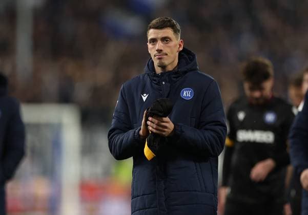 07.03.2025, xdcx, Fussball 2. Bundesliga, SV Darmstadt 98 - Karlsruher SC, emonline, emspor, despor, v.l., Nicolai Rapp (Karlsruher SC) enttaeuscht, enttaeuscht schauend, dissapointed, traurig, frustiert, frust, gefrustet DFL DFB REGULATIONS PROHIBIT ANY USE OF PHOTOGRAPHS AS IMAGE SEQUENCES AND OR QUASI-VIDEO.