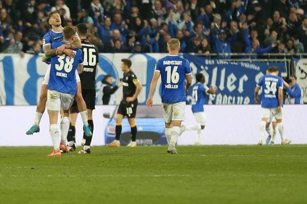 07.03.2025, xrekx, Fussball 2.Bundesliga, SV Darmstadt 98 - Karlsruher SC v.l. Torjubel nach dem Tor zum 3:0 celebrating the goal celebrate durch Matondo Papela (SV Darmstadt 98) (DFL DFB REGULATIONS PROHIBIT ANY USE OF PHOTOGRAPHS as IMAGE SEQUENCES and or QUASI-VIDEO) Darmstadt