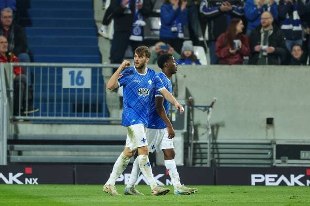 2025.03.07 xJFx 2.Bundesliga SV Darmstadt 98 - Karlsruher SC v.l., Kilian Julian Corredor (SV Darmstadt 98), Matondo-Merveille Papela (SV Darmstadt 98) Torjubel, Goal celebration, celebrate the goal (DFL DFB REGULATIONS PROHIBIT ANY USE OF PHOTOGRAPHS as IMAGE SEQUENCES and or QUASI-VIDEO)