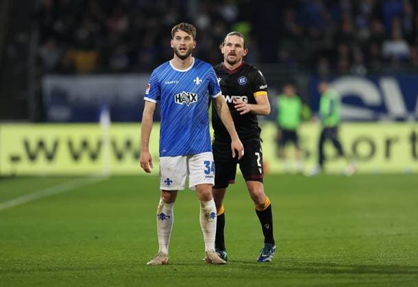 07.03.2025, xdcx, Fussball 2. Bundesliga, SV Darmstadt 98 - Karlsruher SC, emonline, emspor, despor, v.l., Killian Corredor (SV Darmstadt 98), Sebastian Jung (Karlsruher SC) DFL DFB REGULATIONS PROHIBIT ANY USE OF PHOTOGRAPHS AS IMAGE SEQUENCES AND OR QUASI-VIDEO.
