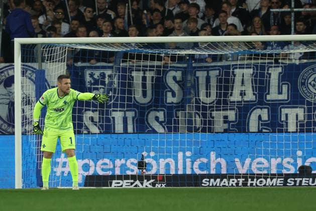 2025.03.07 xJFx 2.Bundesliga SV Darmstadt 98 - Karlsruher SC v.l., Goalkeeper, Torwart Marcel Schuhen (SV Darmstadt 98) (DFL DFB REGULATIONS PROHIBIT ANY USE OF PHOTOGRAPHS as IMAGE SEQUENCES and or QUASI-VIDEO)