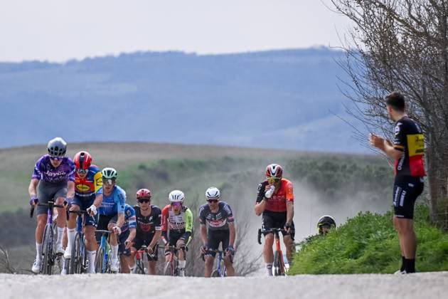 The breakaway group pictured during the men elite Strade Bianche one day cycling race, 213km from and to Siena, Italy on Saturday 08 March 2025. DIRKxWAEM  x114494132x