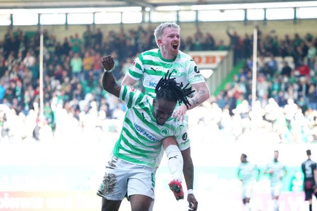 Futkeu Torjubel 1-0 , Greuther Fürth-1.FC Magdeburg , 2.Bundesliga, Spieltag 25, Fußball , in den Sportpark Ronhof Thomas Sommer Stadion , Fiürth , Bayern , Deutschland . März 08, 2025 . Photo by: Davide Elias Ipa Photo Pressefoto DENL Copyright: xDavidexEliasx