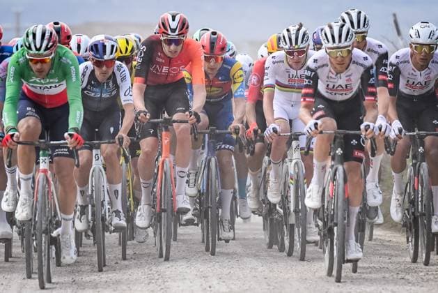 Italian Alberto Bettiol of XDS Astana Team, British Thomas Pidcock of Q36.5 Pro Cycling Team and Slovenian Tadej Pogacar of UAE Team Emirates pictured in action during the men elite Strade Bianche one day cycling race, 213km from and to Siena, Italy on Saturday 08 March 2025. DIRKxWAEM  x114494143x