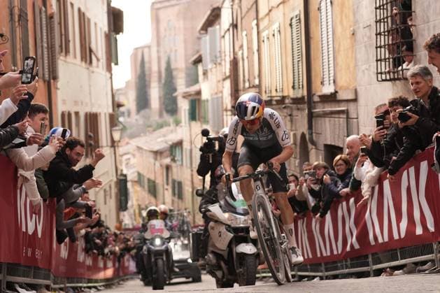 PIDCOCK Thomas during the 19th edition of the Strade Bianche (White Roads) a 213 km one day race from Siena to Siena, Tuscany (Italy) - Saturday March 8, 2025.  Copyright: xMassimoxPaolone LaPressex