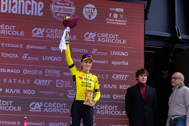 Strade Bianche 2025 - Women Elite Finish And Podium Pauline Ferrand-Prevot stands in third place on the podium of Strade Bianche Women Elite 2025, in Siena, Italy, on march 08, 2025. Siena Italy  Copyright: xTommasoxBerardix originalFilename:berardi-stradebi250308_npmqT.jpg