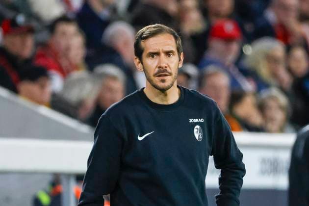 Julian Schuster (SC Freiburg, Trainer) , Fussball, 1. Bundesliga, 25.Spieltag, 2024 2025, SC Freiburg vs. RB Leipzig, 08.03.2025, Europa-Park Stadion, Freiburg im Breisgau, Deutschland DFL REGULATIONS PROHIBIT ANY USE OF PHOTOGRAPHS AS IMAGE SEQUENCES AND OR QUASI-VIDEO. Freiburg im Breisgau Europa-Park Stadion Baden-Württemberg Deutschland Copyright: xGrantxHubbsx
