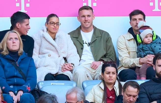 Noa Kirel, girlfriend of Daniel Peretz, FCB 24 goalkeeper in the match FC BAYERN MUENCHEN - VFL BOCHUM 2-3 on Mar 8, 2025 in München, Germany. Season 2024 2025, 1.Bundesliga, FCB,, München, matchday 25, 25.Spieltag