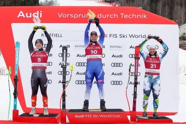Sport Themen der Woche KW10 Sport Bilder des Tages ALPINE SKIING - FIS WC Kvitfjell KVITFJELL,NORWAY,09.MAR.25 - ALPINE SKIING - FIS World Cup, Super G, men. Image shows the rejoicing of James Crawford (CAN), Dominik Paris (ITA) and Miha Hrobat (SLO).  GEPAxpictures xPatrickxSteiner
